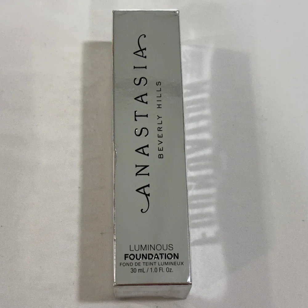 Anastasia Beverly Hills Luminous Foundation 560W Deep Warm 1.0oz Medium Coverage